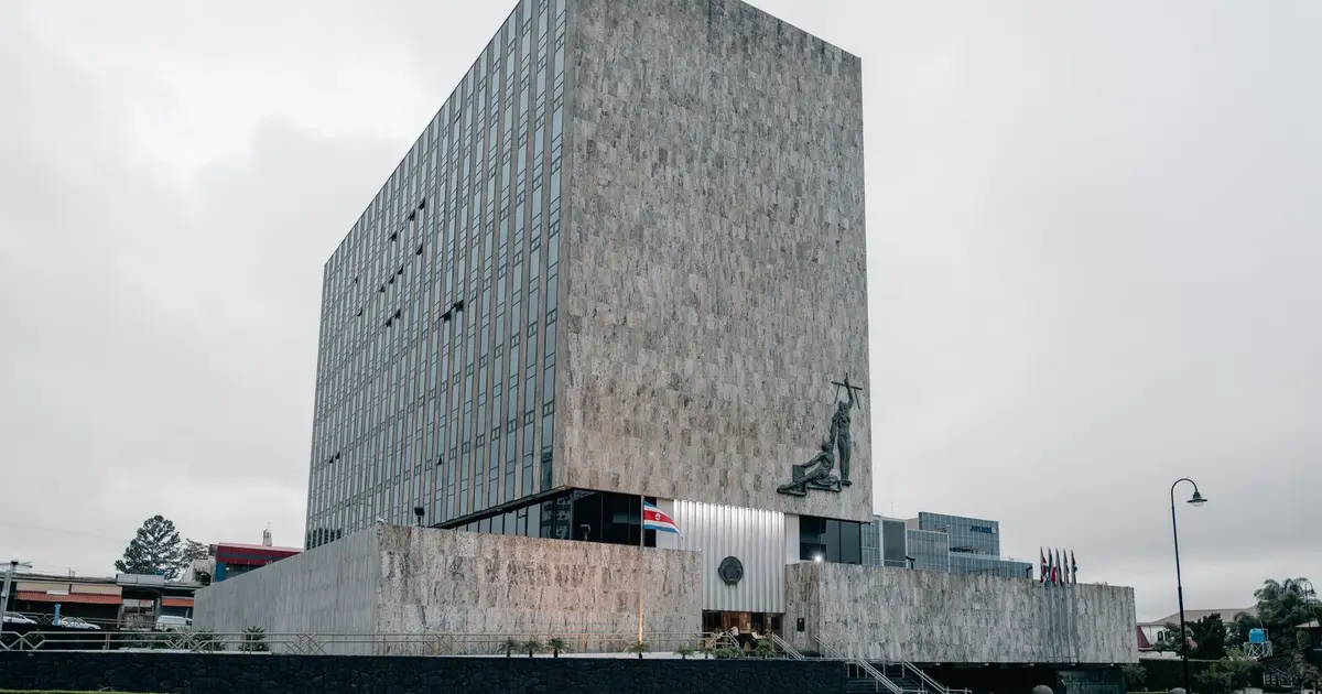 CNJ analisa fim da aposentadoria compulsória e regras contra conflito de interesses